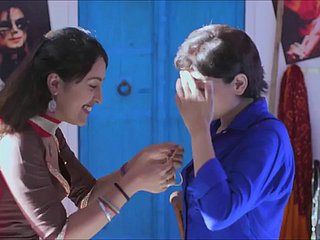 Indiase jongen sex en plezier met tiener meisjes - Indische 2020 webseries sex / naakt scene collectie