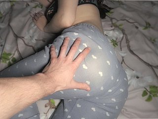 wake up, impersonate Sister's attracting ass - POV blowjob