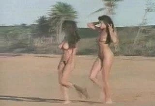 Duo nudist beach babes