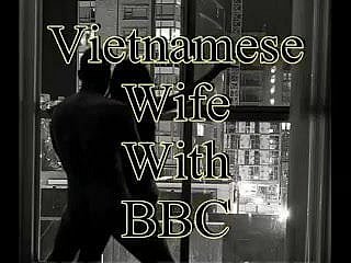 La femme vietnamienne aime être partagée avec Fat Dig up BBC