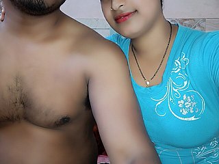 Apni Frau Ko Manane ke liye uske seath sexual intercourse karna para.desi bhabhi sex.indian Full Glaze Hindi ..